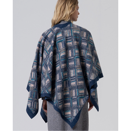 PONCHO Lara
