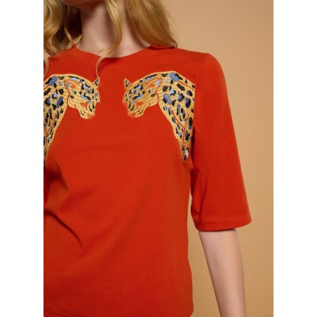 CAMISETA Leo