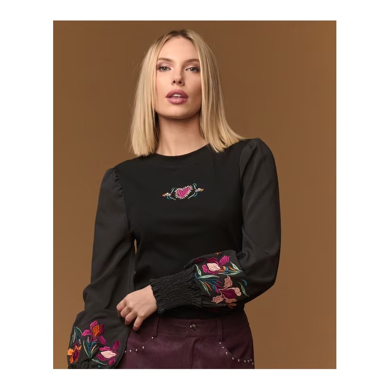 TOP Boho black